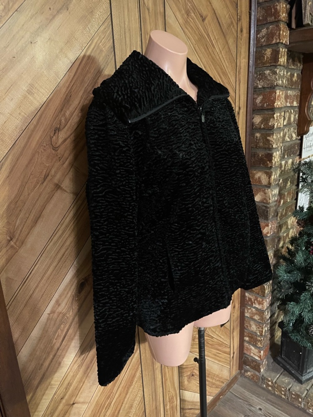 Vintage Black Persian Lamb Faux Fur Jacket Curly Swirl Plush Coat Heavy Warm - Picture 3 of 7